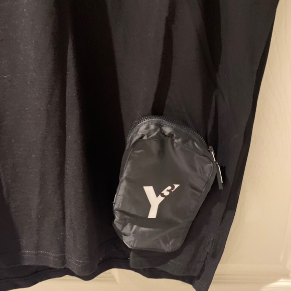 Y3 Yohji Yamamato - black tee with zipper pouch - Picture 3 of 6